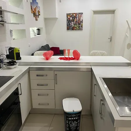 Casa Con Vasca Idromassaggio In Centro Storico Сasa de vacaciones